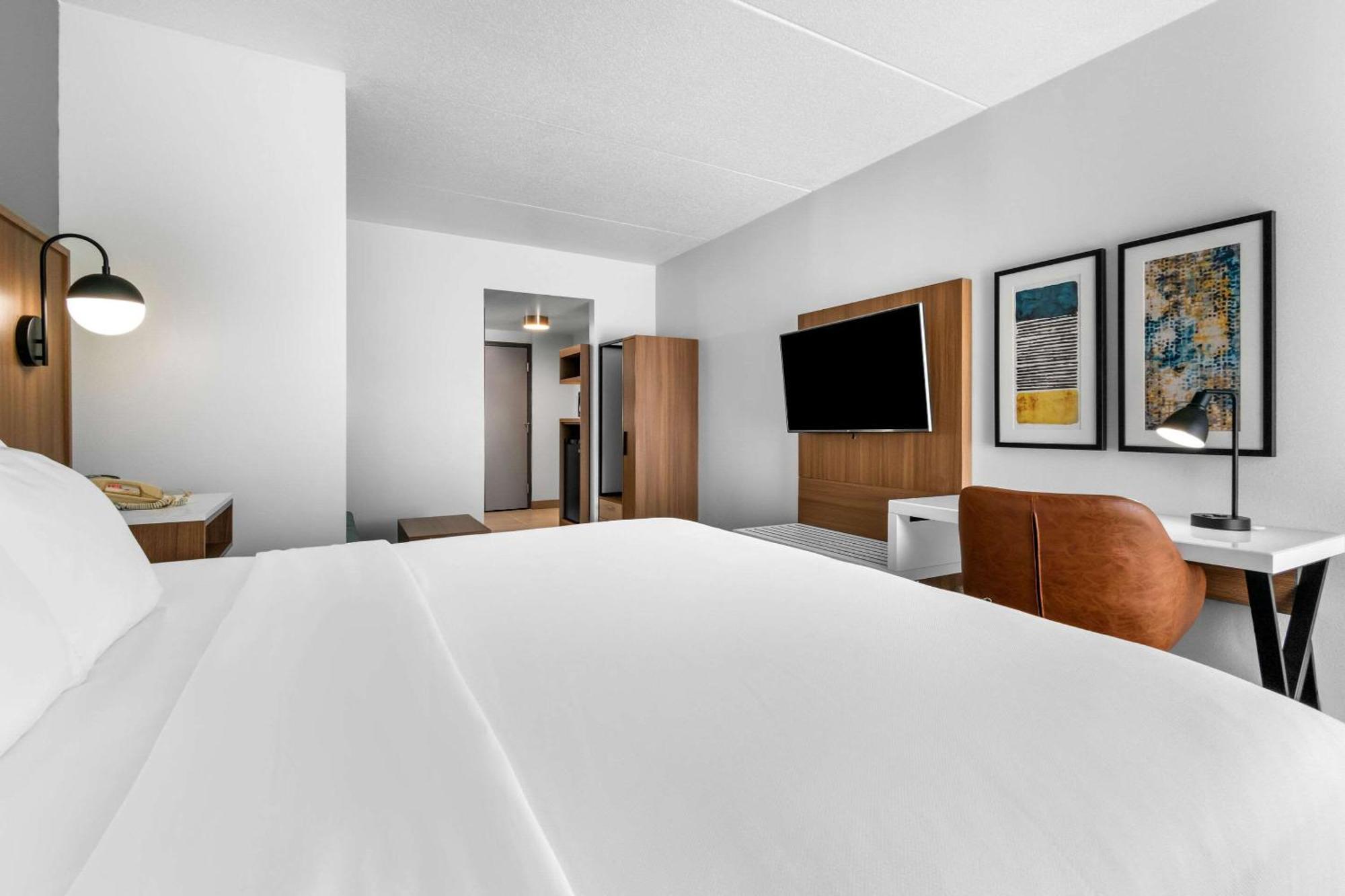 Comfort Inn & Suites York Extérieur photo