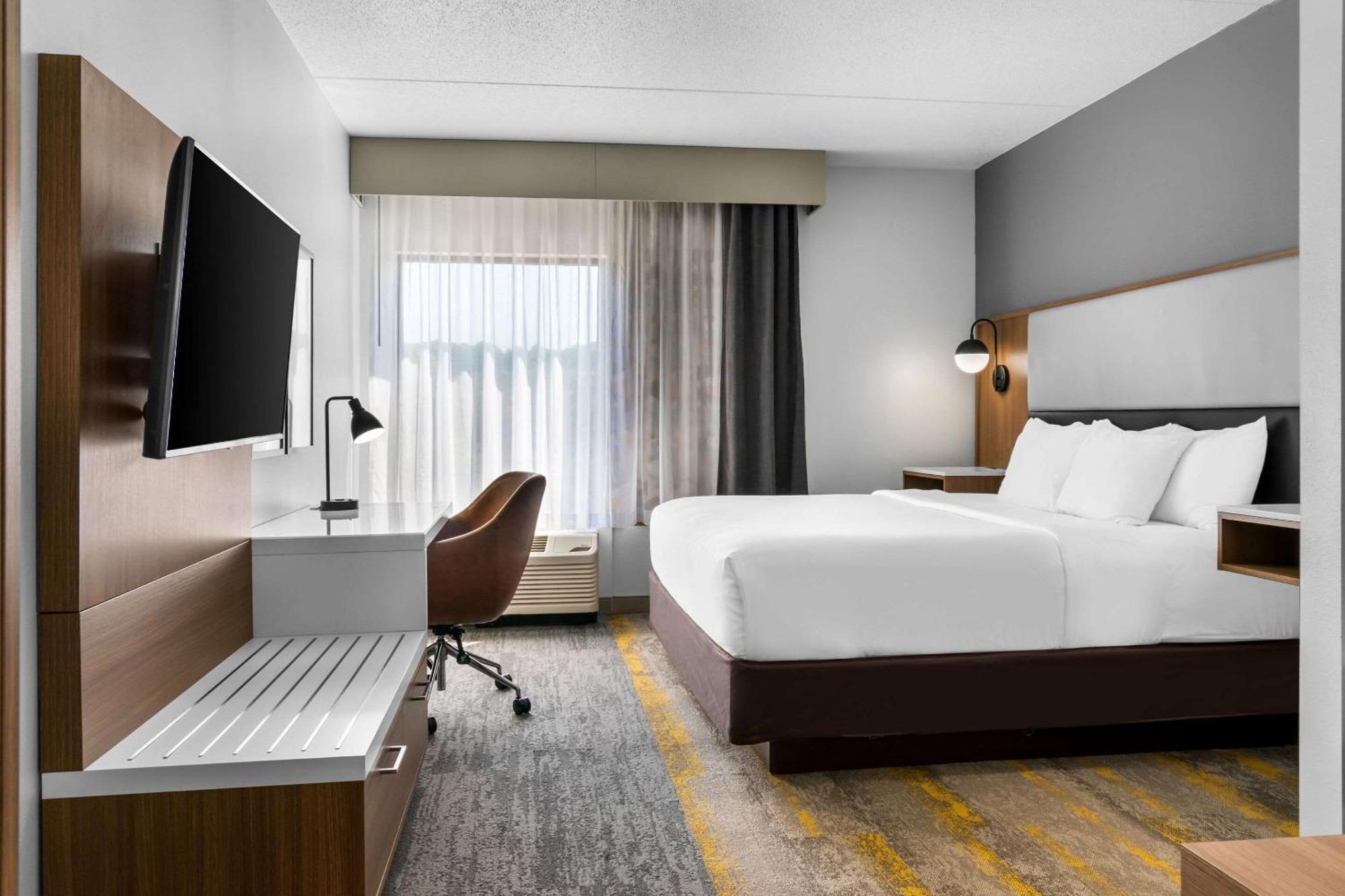 Comfort Inn & Suites York Extérieur photo